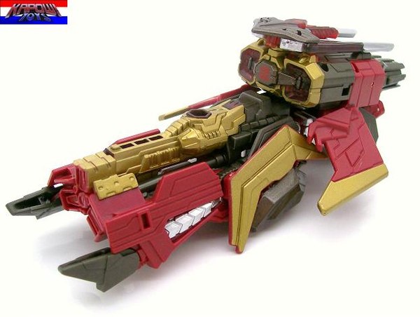 Transformers Generations Fall Of Cybertron Air Raid Review Image  (2 of 13)